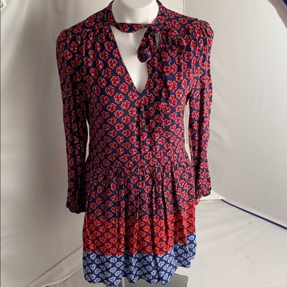 Gap multicolor navy red light blue pattern keyhole neckline long sleeve dress